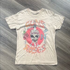 Guns and roses Tee Samurai Graphic Beige Women's Short Sleeve t-shirt